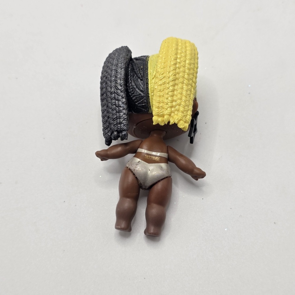 LOL Surprise Doll‎ Half Yellow Black Braids Teal Eyes Freckles 2018 MGA - Picture 2 of 4